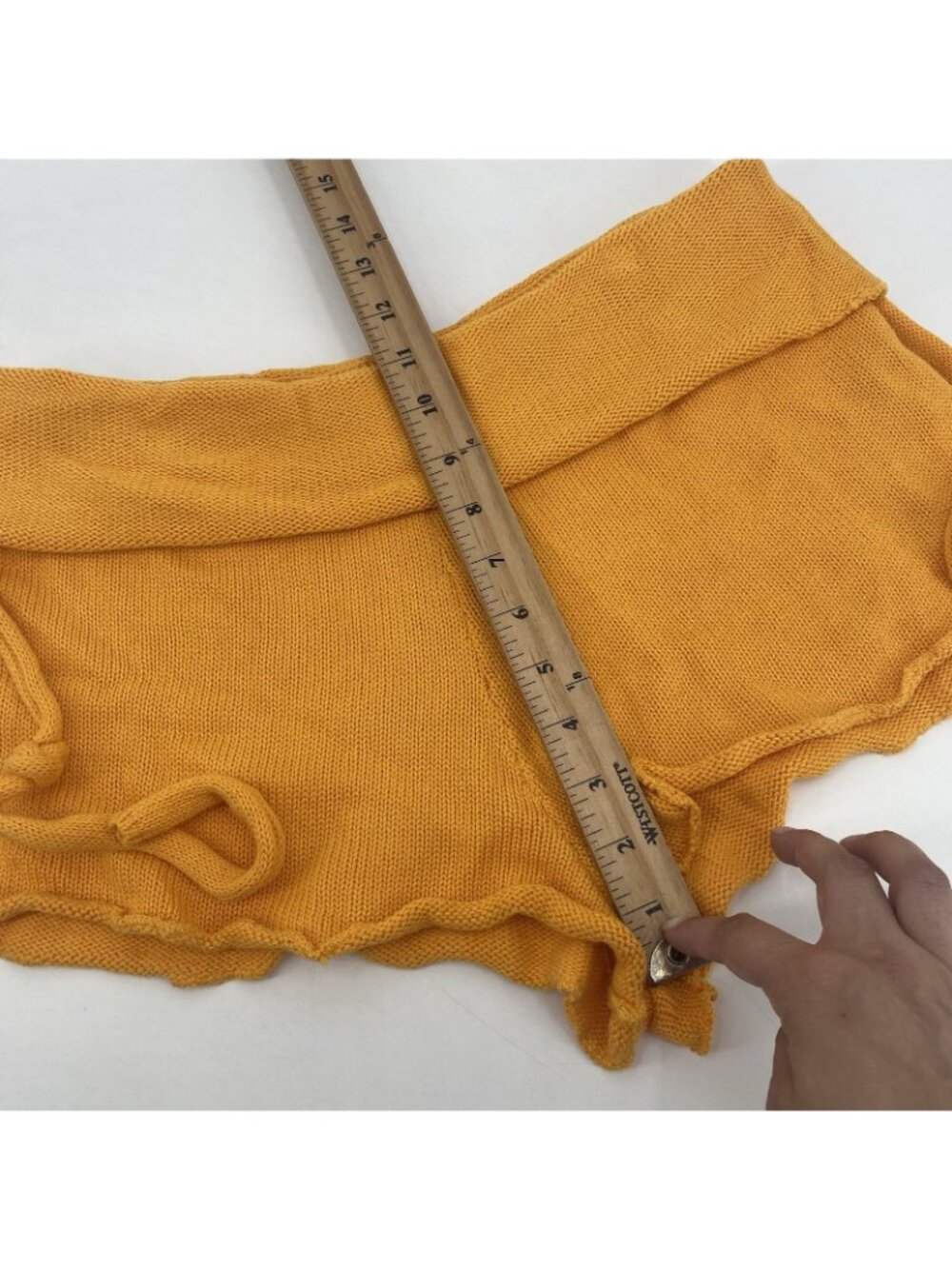 Free People Beach Size M Rita Sweater Knit Shorts in Cali Poppy - Picture 11 of 12